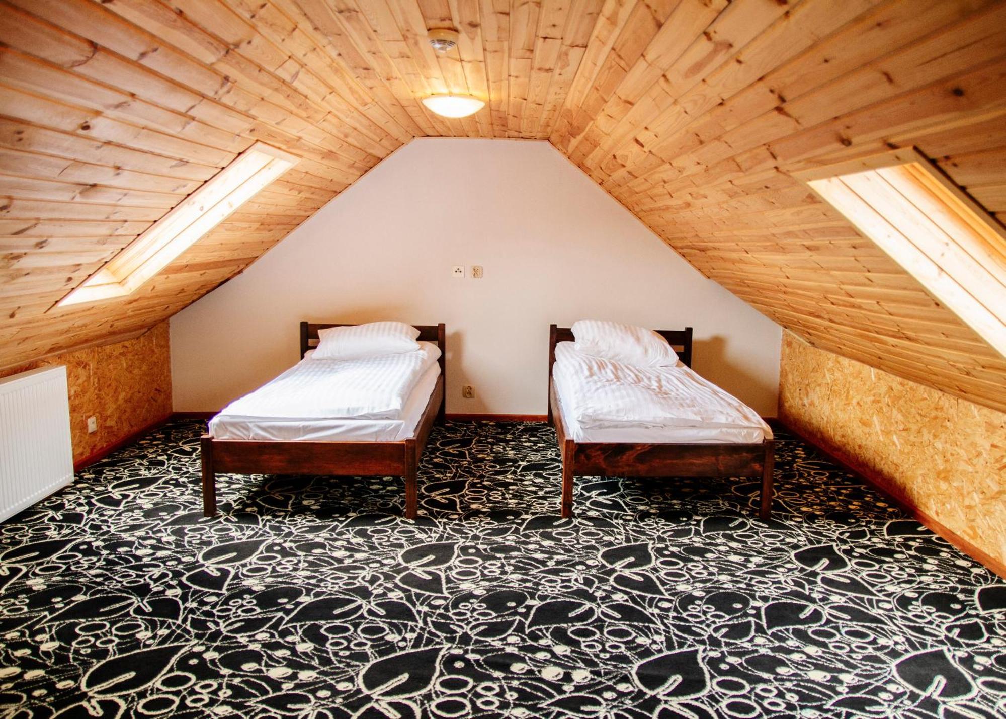 Pensjonat Poranna Rosa Grabowiec  Habitación foto